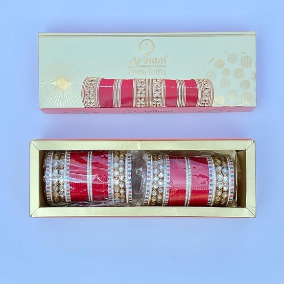 Bridal Chuda with Kundan bangles - Picture 2 of 2